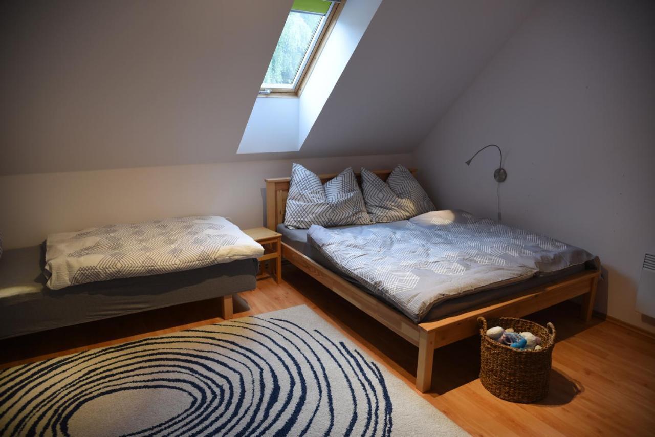 Apartman Mezi Kopci - Mid Hills Apartment Roudnice Екстер'єр фото